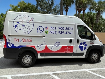 Vehicle Graphics Photo